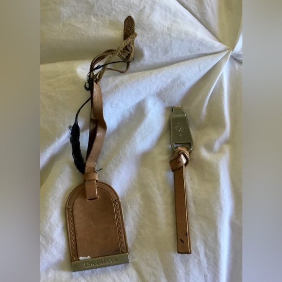 Cole Haan Well loved shoulder bag/ medium tote. Very Well loved. Yellow - Picture 4 of 6